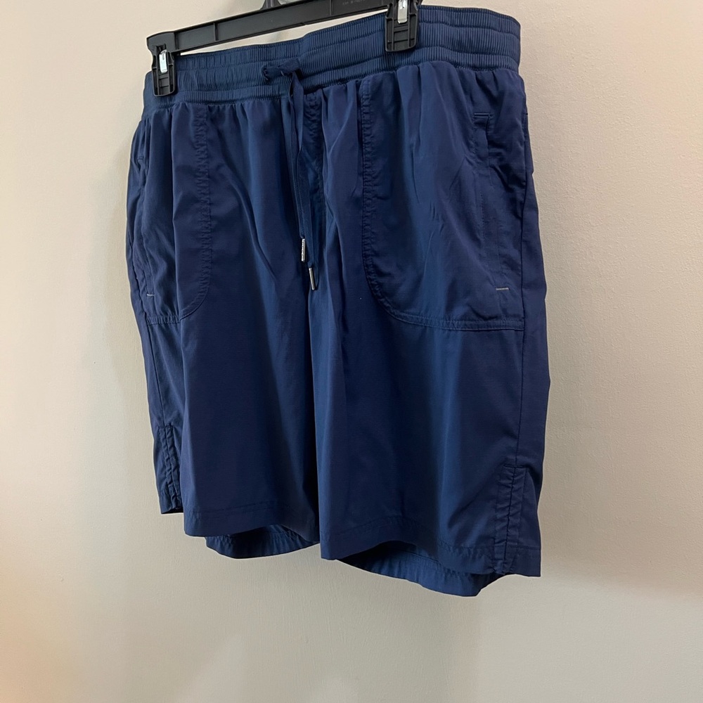 L.L. Bean Navy Elastic Waist Shorts nylon spandex Size XL